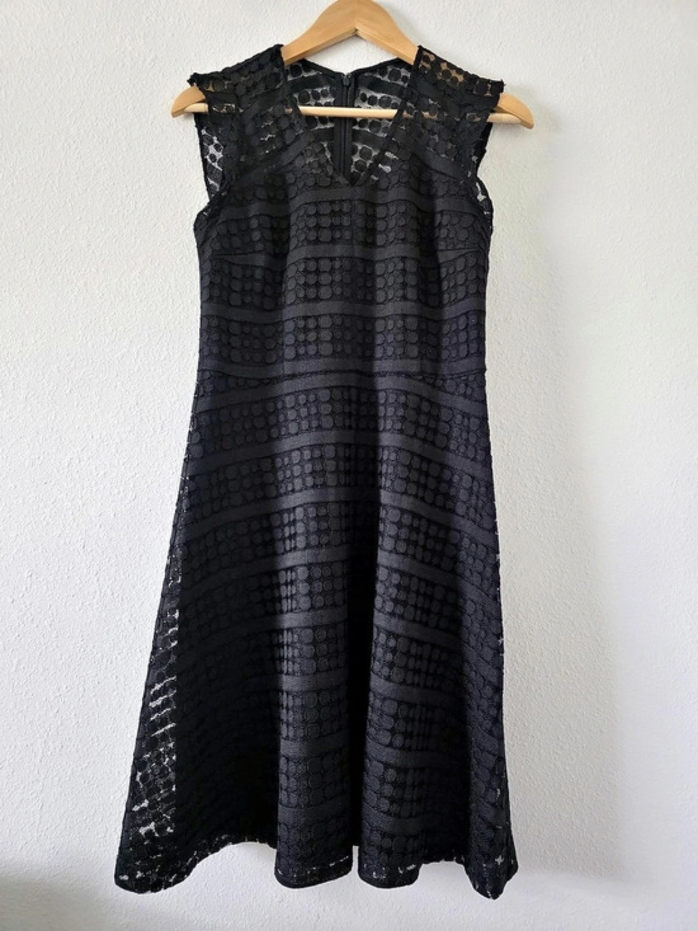 Nine West Black Lace Midi Dress Size 4 Like New